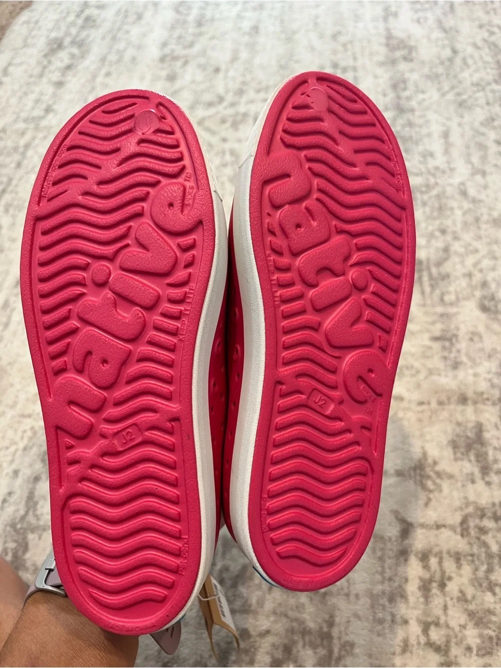 Native Jefferson Slip-On Shoes J2 Hollywood Pink NWT